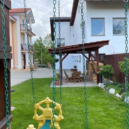 Villa Butterfly Nová Lesná Exteriör bild