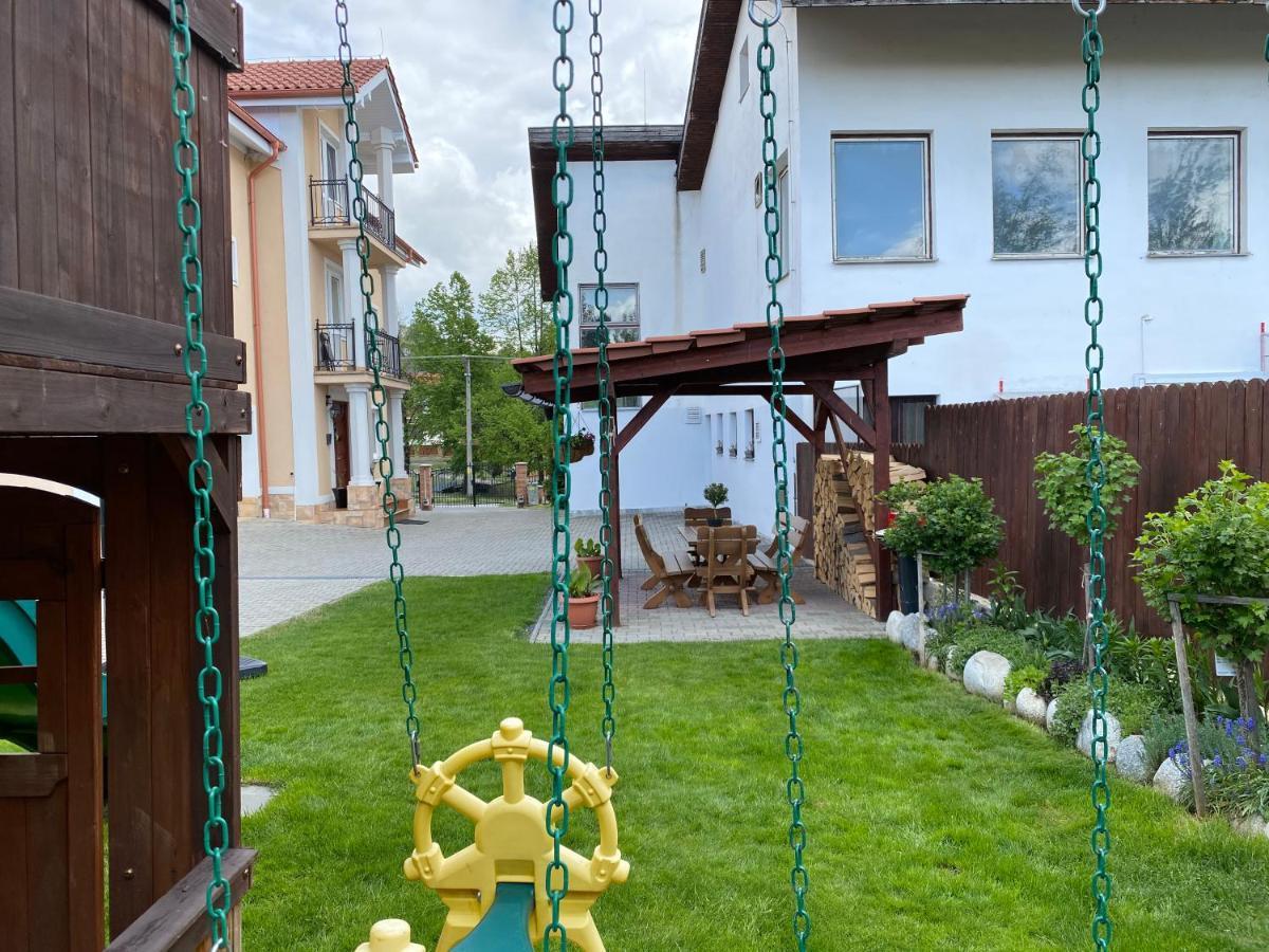 Villa Butterfly Nová Lesná Exteriör bild